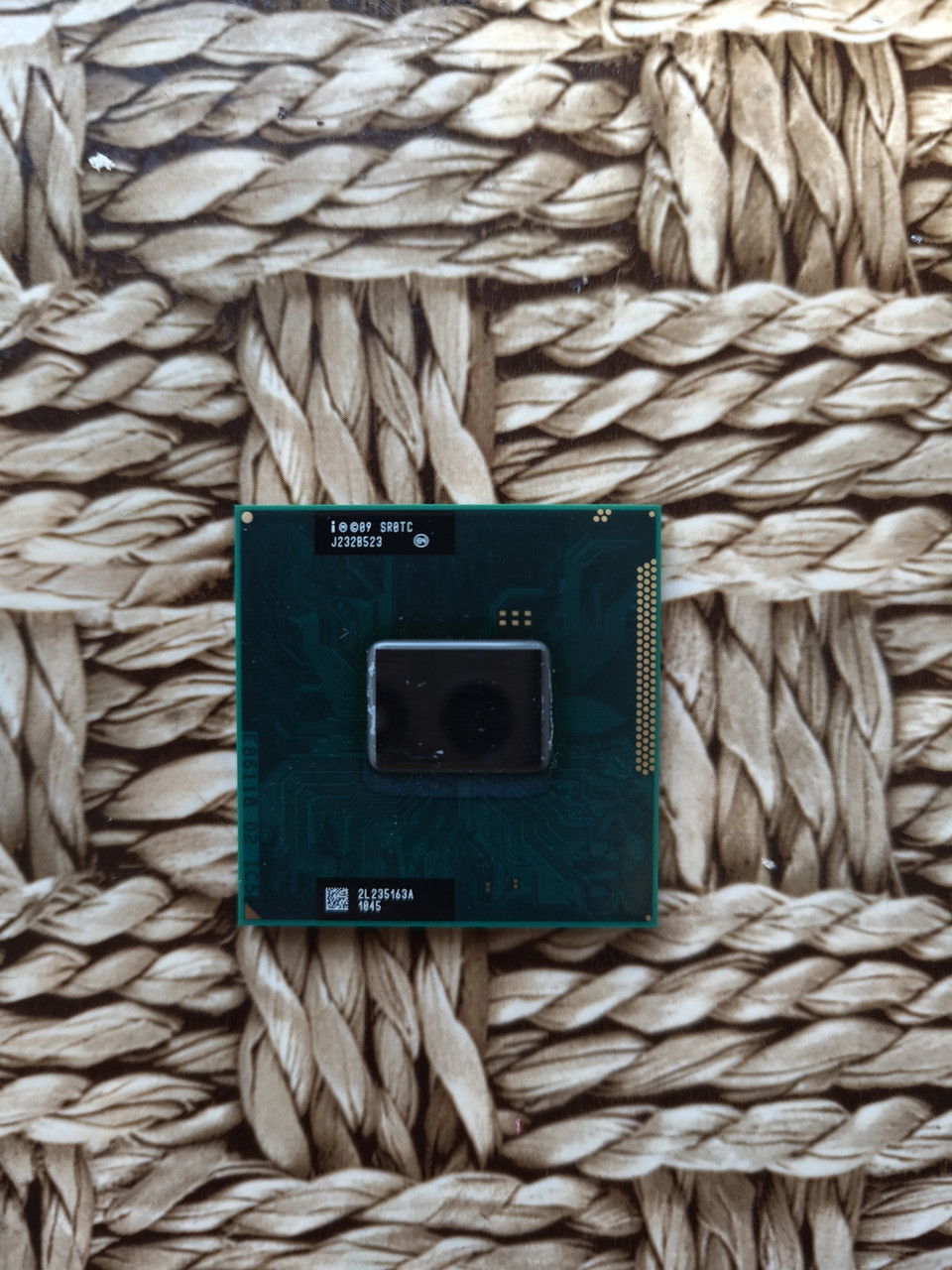 Процесор для Ноутбука Intel Core I3-2328M SR0TC GHz/3M/35W