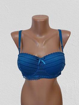 Бюстгалтери жіночі мереживні чашка 90В.