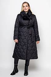 Чорне стьобане пальто великих розмірів із хутром під пояс