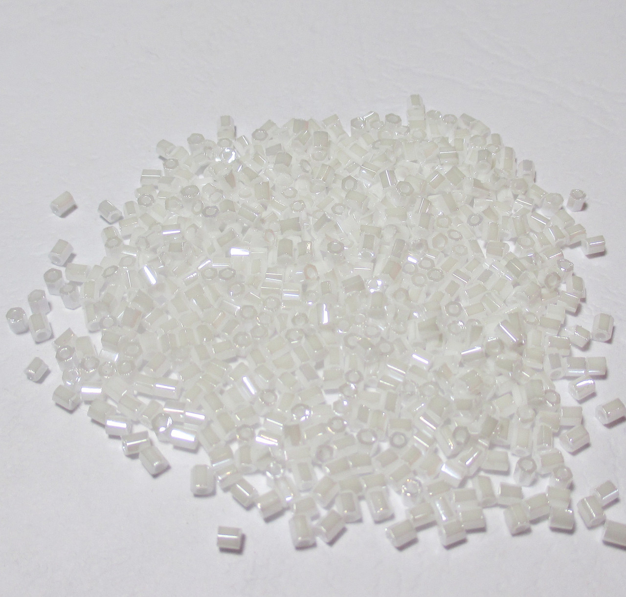 Рубка Бісер японський  ( 5 грам)  MATSUNO МАТСУНО 11/0, № 334 білий