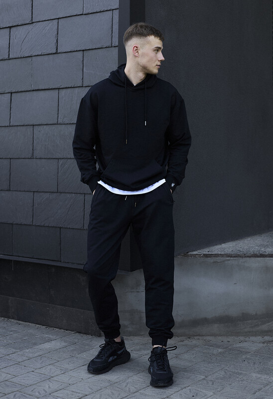 Базовий костюм для чоловіків Staff black basic