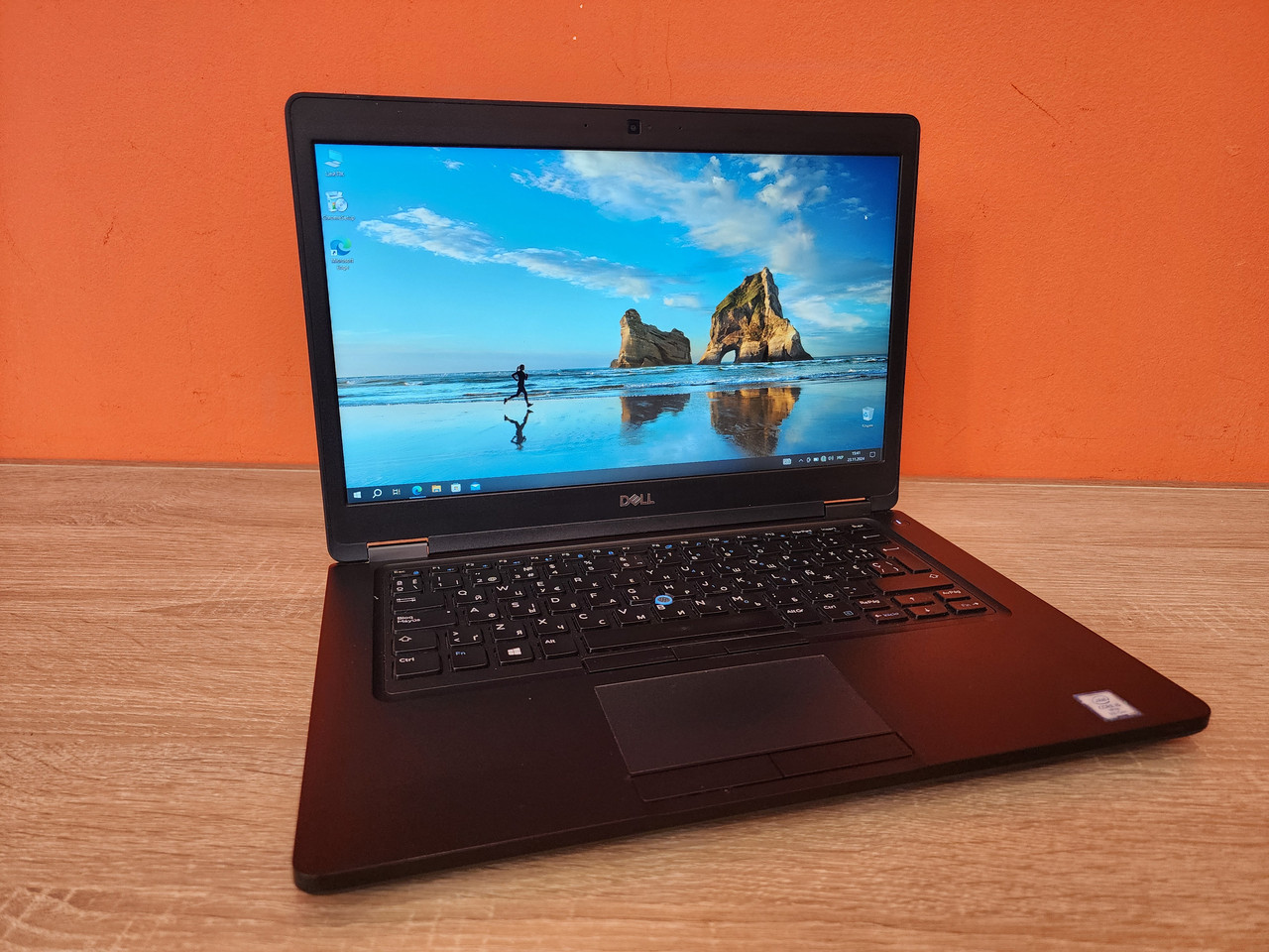 Ноутбук Dell Latitude E5490, 14" IPS, Intel Core i5-8350U 3.4GHz, RAM 8ГБ, SSD 256ГБ, Win10 Pro, клас В