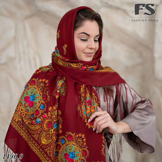 бордова хустка хустина