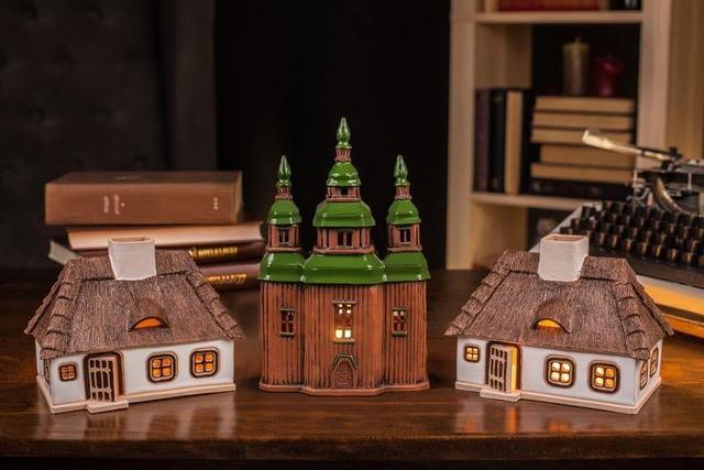 Керамический домик подсвечник 