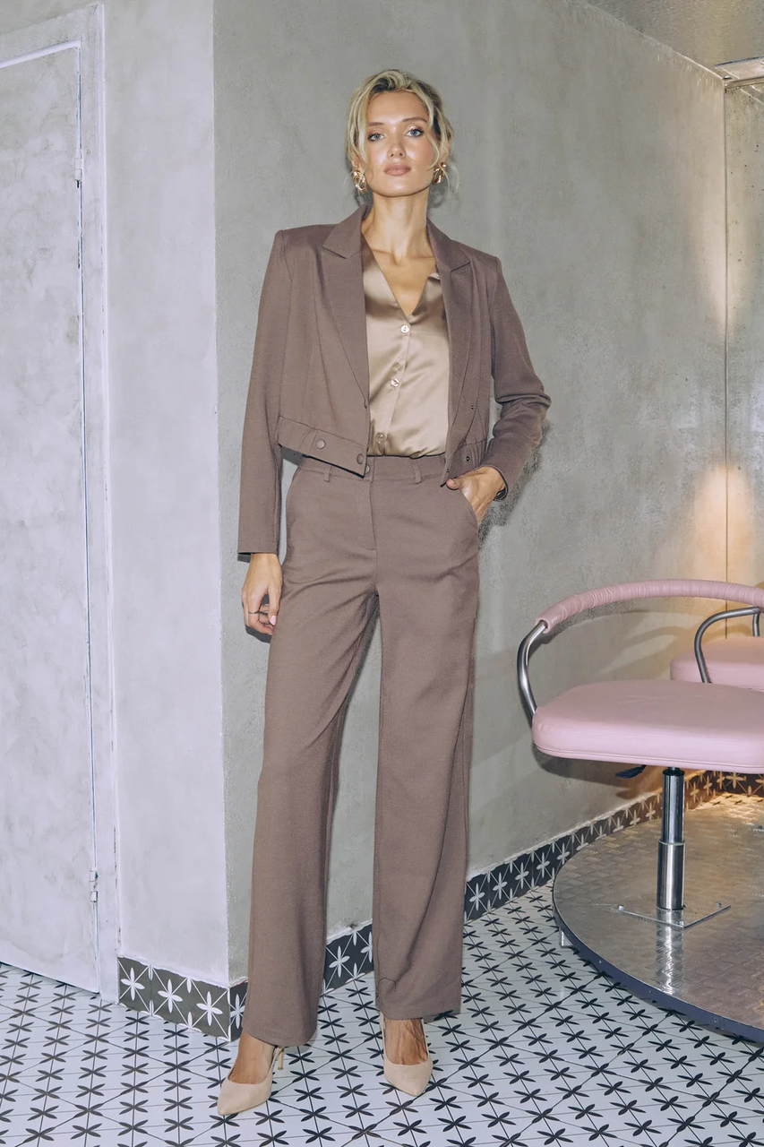 Брюки жіночі прямі з турецької костюмки 42-52 розміри різні кольори бежеві, фото 1