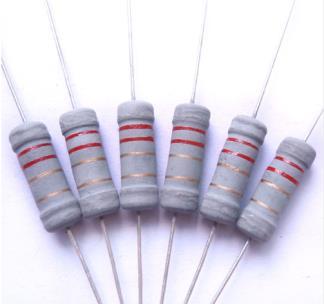 Резистор постійний 39 Ом (39R) 3W CF