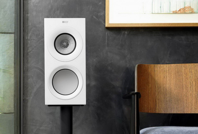 KEF R3