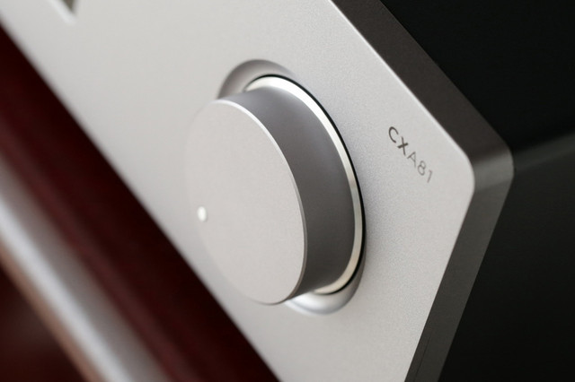 Cambridge Audio CXA81