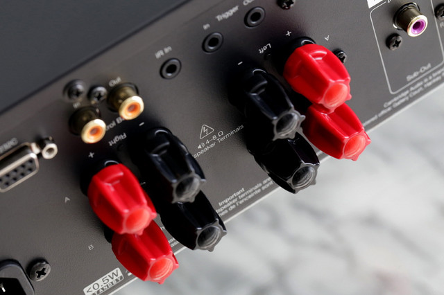 Cambridge Audio CXA81