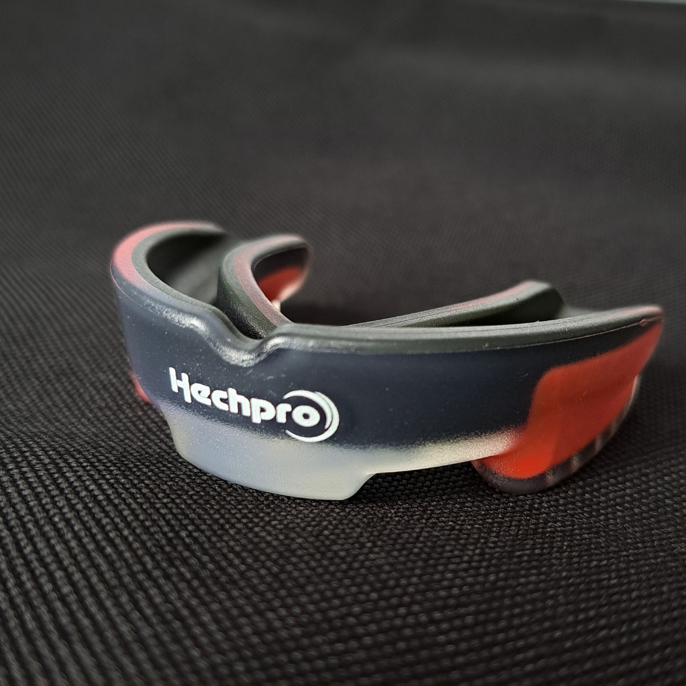 Капа підліткова доросла баскетбольна, капа пластикова однощелепна Hechpro HP-КАП ЧК