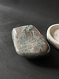 Лабрадор пурпурний камінь без оправи великий натуральний лабрадор кабошон . Індія., фото 8