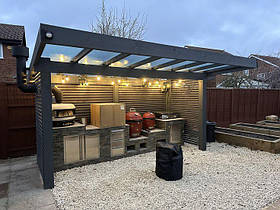 Мангальна зона з дерева та металу