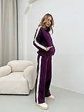Фіолетово-бордовий теплий жіночий спортивний костюм на змійці з турецького футеру з лампасами, фото 6