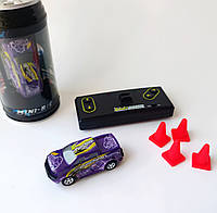 Міні-машинка на пульті управління Розмір 7 см з акумулятором і фарами, що світяться Настільна машинка