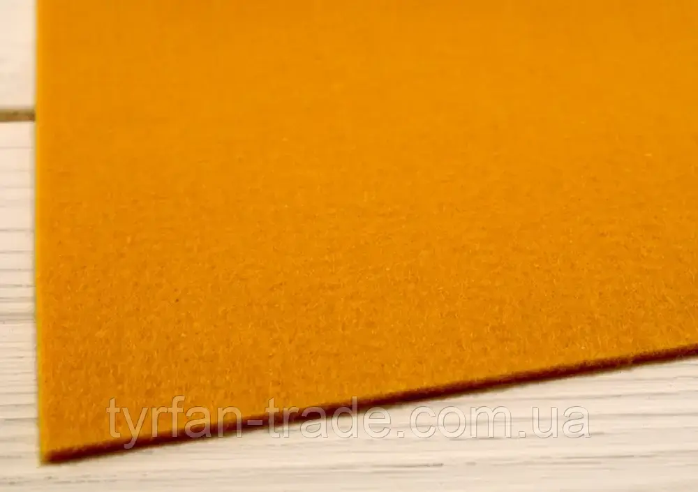 Технічний повсть — колір бурштину 3 мм