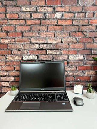 Б/в Ультрабук Fujitsu LifeBook E756 15.6" 1920x1080| Core i7-6600U| 8 GB RAM| 256 GB SSD| HD 520, фото 1