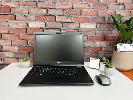 Б/в Ноутбук Fujitsu LifeBook E449 14" 1366x768| Core i3-7020U| 8 GB RAM| 128 GB SSD| UHD 620, фото 1