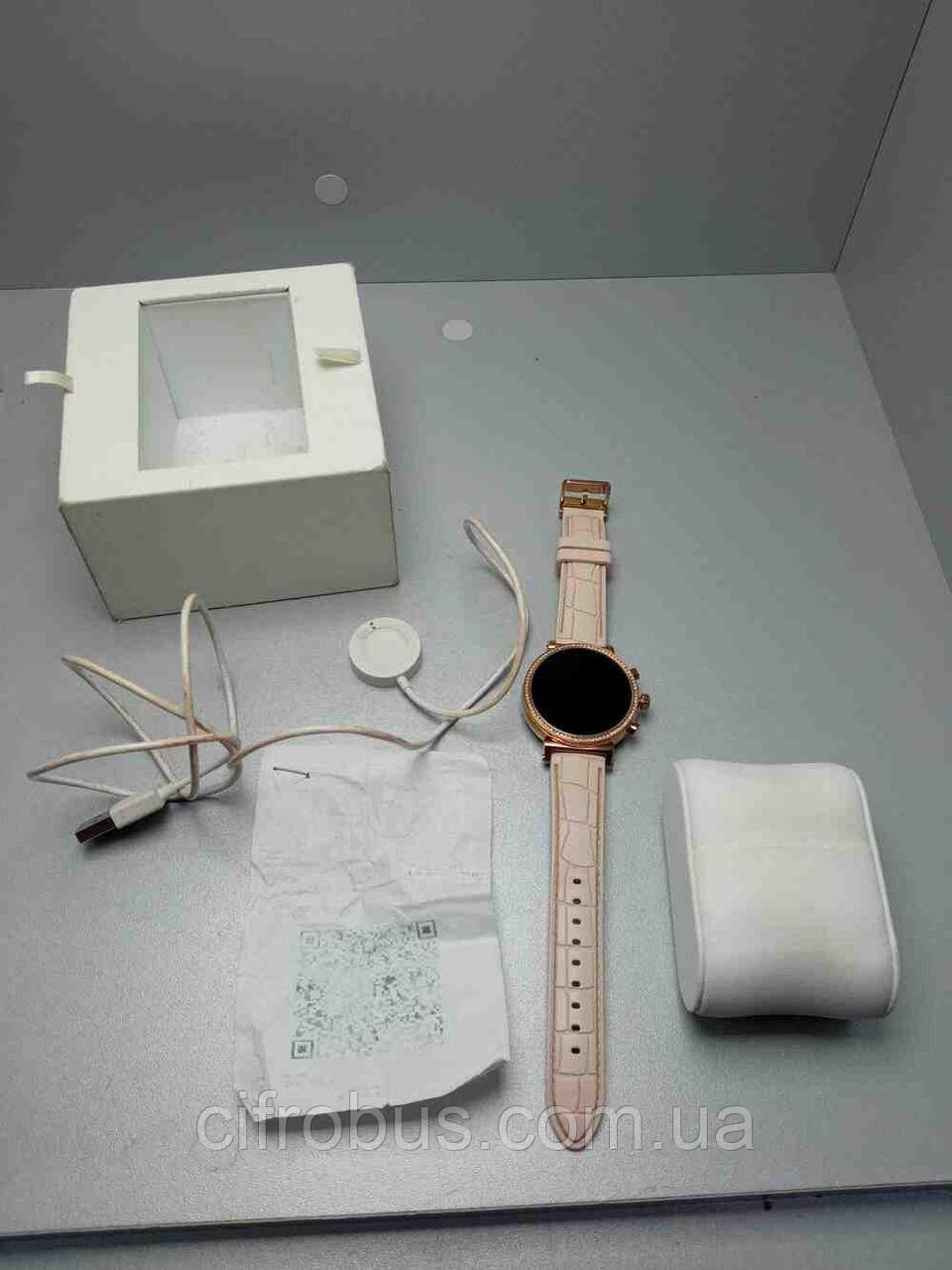 Смарт-годинник браслет Б/У Michael Kors Access Gen 4 Sofie Rose Gold DW7M2 (MKT5068), фото 1
