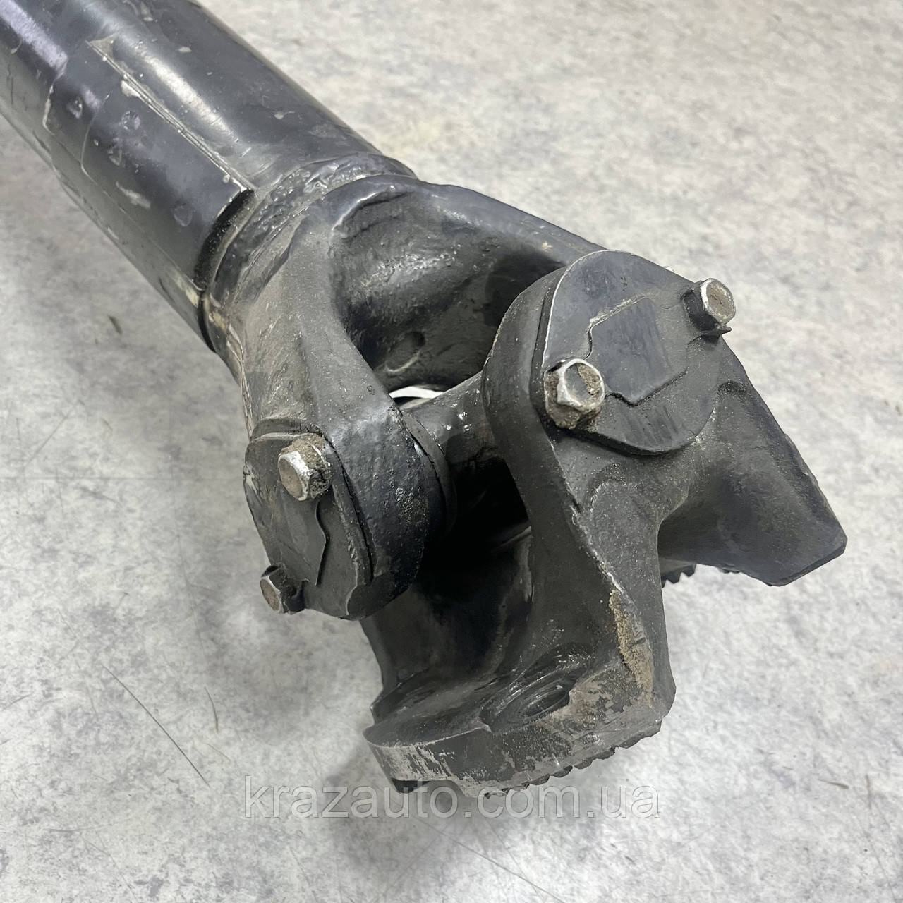 Вал карданний КРАЗ з опорою проміжної в зборі (L = 2074 мм) 4 від. 65055-2205006-20