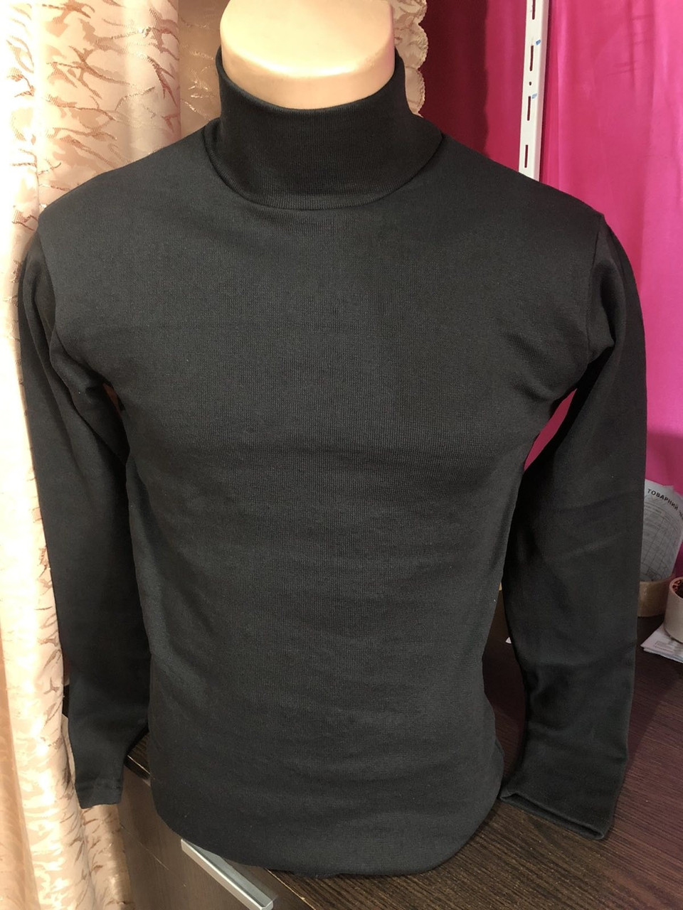 Чоловічий теплий гольф під горло в чорному кольорі з начосом, фото 1
