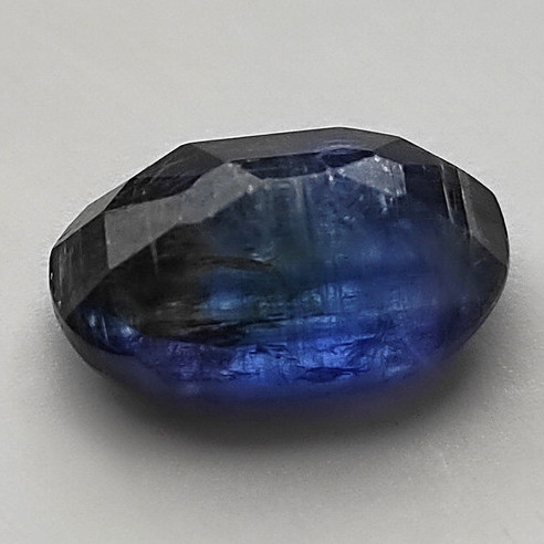 Кіаніт - ювелірна вставка 5,7 ct природний камінь ювелірної якості для виготовлення прикрас