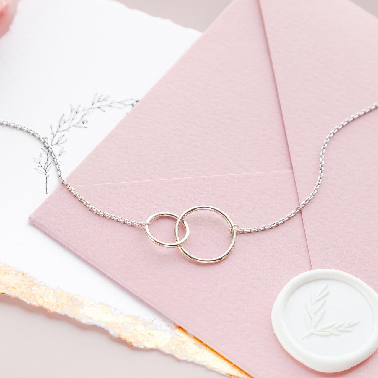 Срібний браслет Два кільця витончений ланцюжок жіночий аксесуар мінімалістична прикраса