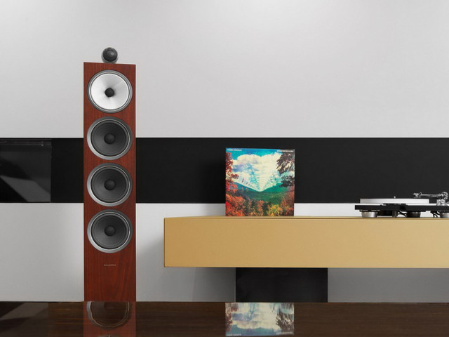 Bowers & Wilkins 702 S2 Anniversary Edition