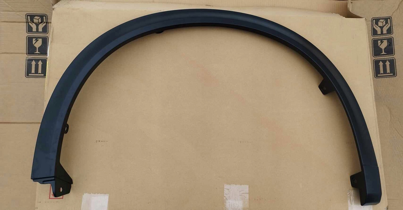Накладка арки колеса правий Mazda CX-90, KMV651W20A