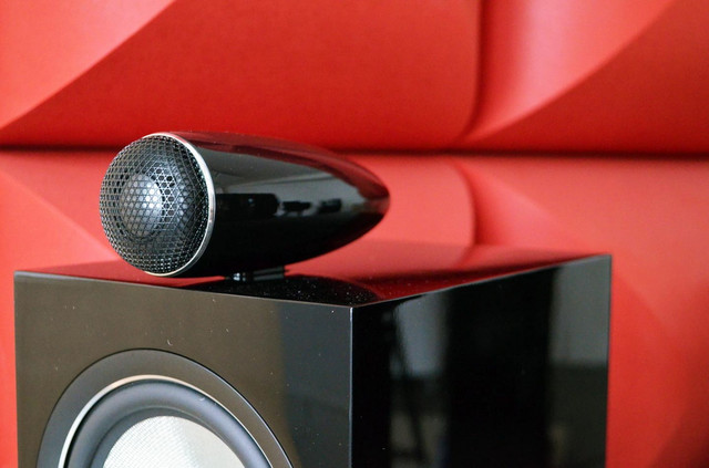 Bowers & Wilkins 705 S2 Anniversary Edition