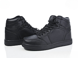 Чоловічі чорні зимові кросівки на хутрі