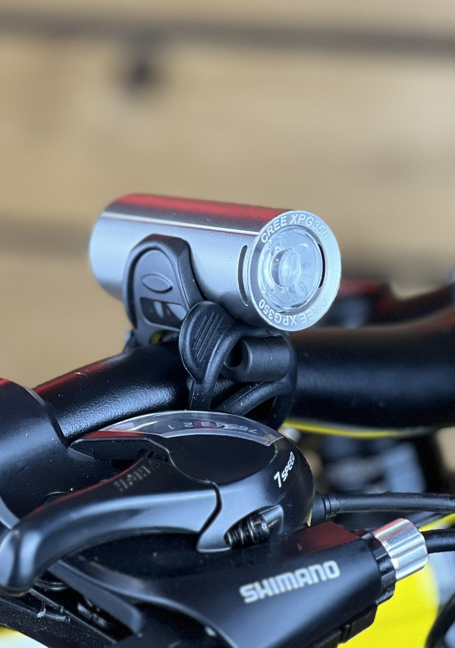 Фонарик на велосипед ліхтарик фара передня ONRIDE Cub (200 lm, 700 mAh, Type-C), алюмінієва срібляста, фото 1