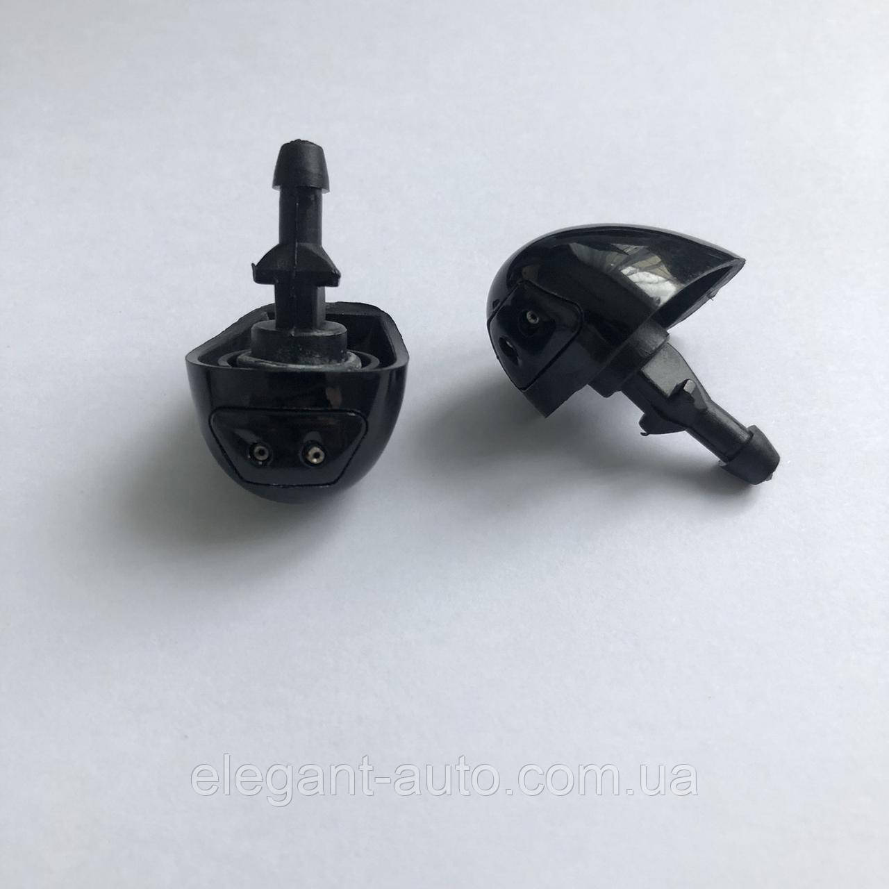 Форсунка на капот "засувка" 2-струменева/Volvo "Туреччина" HS-5790