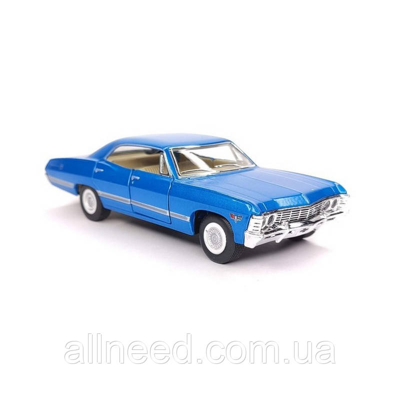 Машинка інерційна "1967 Chevrolet Impala" KT5458W-2 масштаб 1:36 Синій