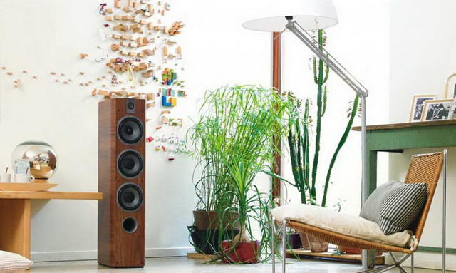Focal Chorus 726