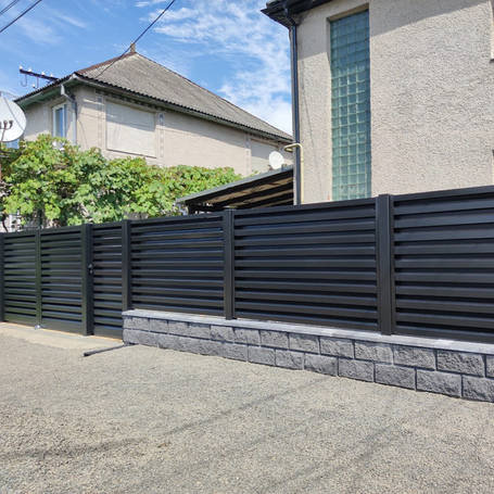 Паркани жалюзі PIPE