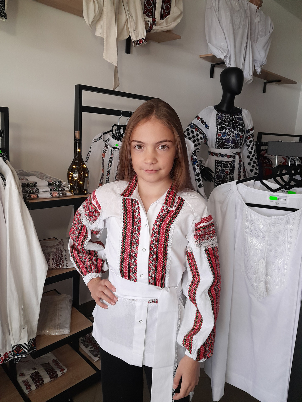 Сорочка вишита "Ягідка" 100% котон з довгим рукавом на ґудзиках