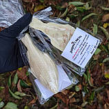 Риба Вобла з білого шоколаду Velvet 32% з цілими горіхами кеш’ю 80 грамів крафтове виробництво, фото 6