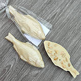 Риба Вобла з білого шоколаду Velvet 32% з цілими горіхами кеш’ю 80 грамів крафтове виробництво, фото 7