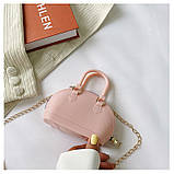 Жіноча маленька сумка 10447 крос-боді на ланцюжку рожева, фото 6