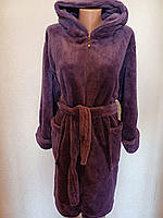 Жіночий домашній теплий махровий халат на замку, халат махровий з капюшоном сливового кольору.