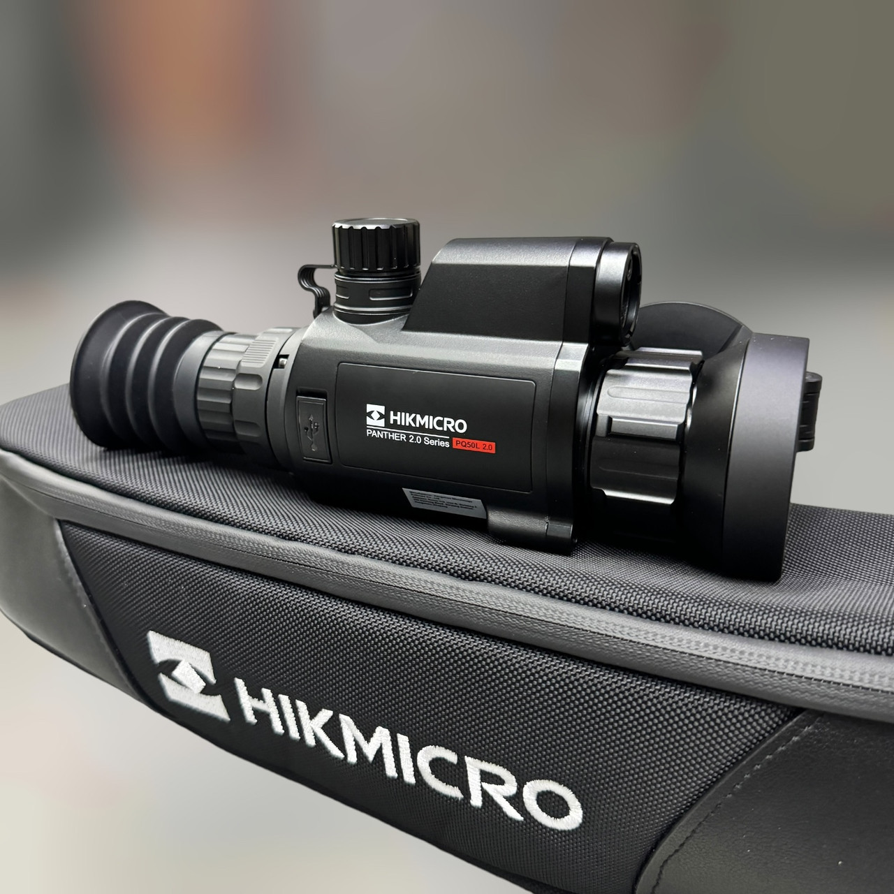 Тепловізійний прилад HikMicro Panther PQ50L 2.0, 640×512, 50 Гц, 50 мм, NETD<20 мК, OLED 1024×768, лазерний далекомір