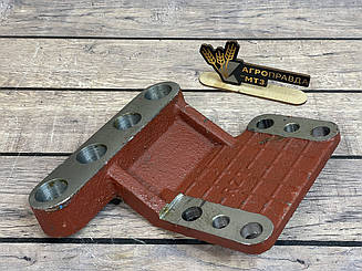 Кронштейн кріплення гідроциліндра (RZT) МТЗ-80 під дозатор Ф80-3001011