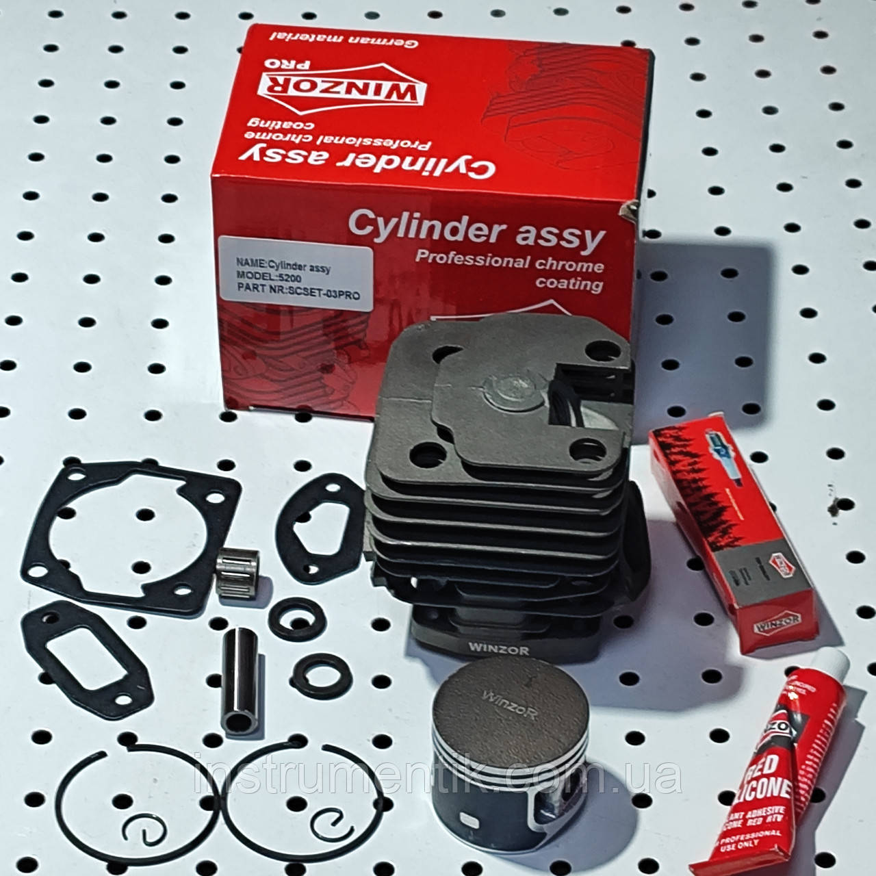 Поршнева для бензопил 5200 Winzor + Ceramic/Grafite PRO SERIA