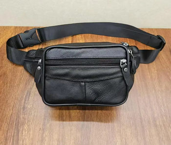 Сумка на пояс чорна бананка 32*12 см чоловіча спортивна на блискавці з кишенею з натуральної шкіри Bagfon