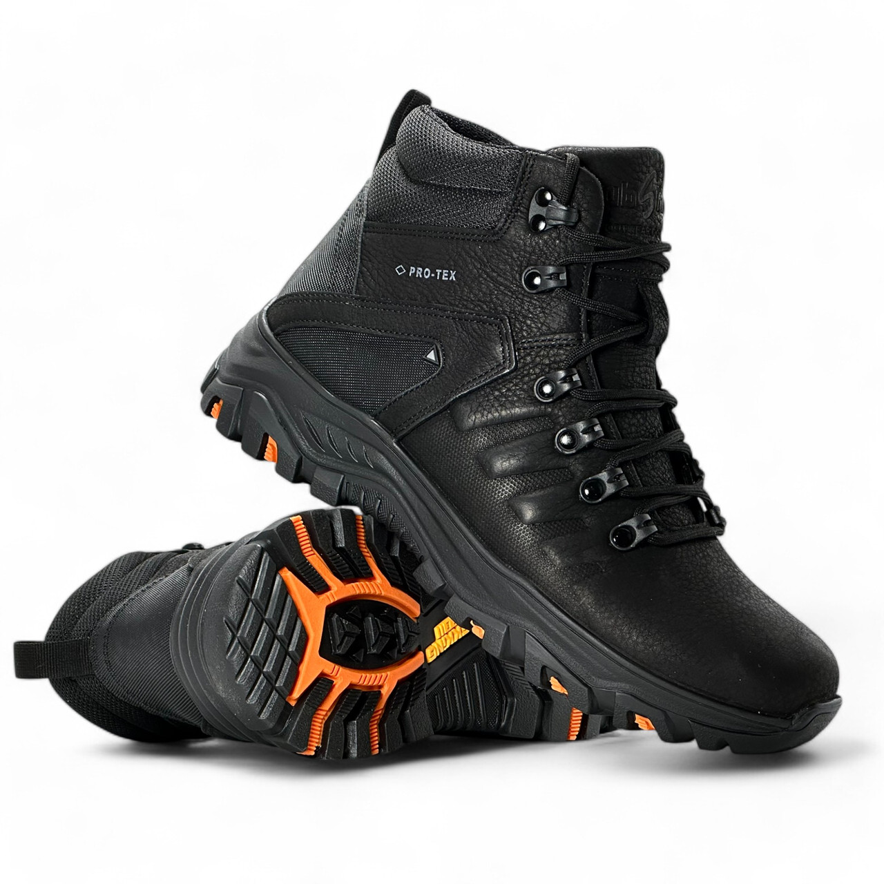 Чоловічі зимові черевики Clubshoes (Україна) шкіряні на хутрі зі шнурівкою чорні 42бот чор