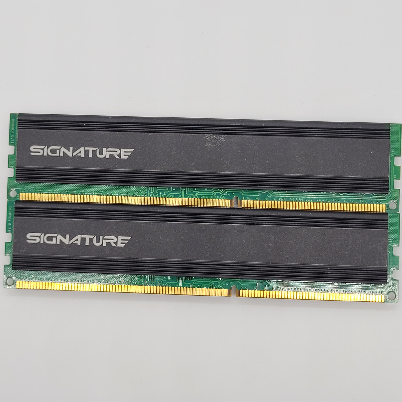 Пара ігрової оперативної пам'яті Patriot Signature DDR3 8Gb (2x4Gb) 1600MHz 12800U 1R8 CL11 (PSD38G1600KH) Б/В