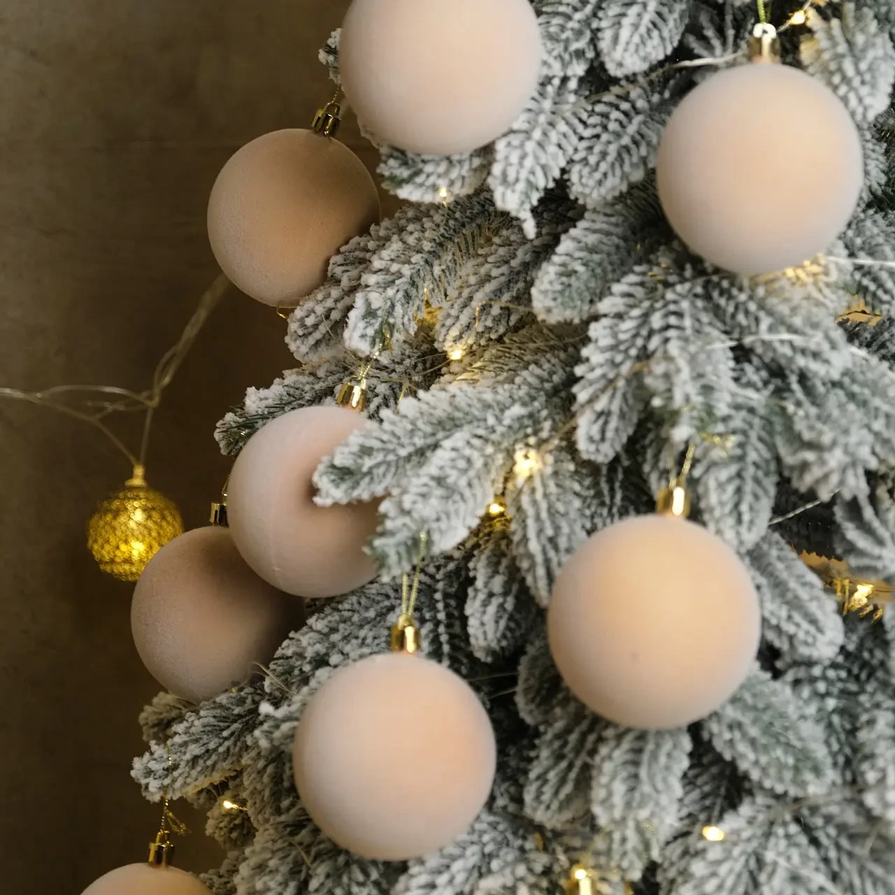 Набір ялинкових іграшок 18 шт пластикових Подарунковий Беж кульки на ялинку, фото 1
