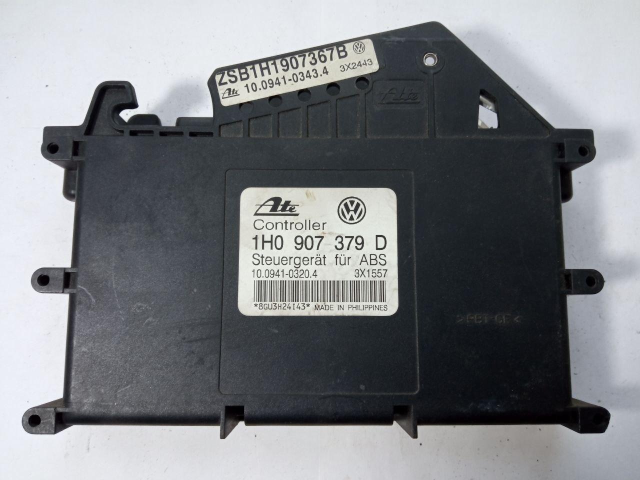 Електронний блок керування Volkswagen Golf III Atc 1H0 907 379 D / 1H0907379D / 10.0941-0320.4 / 10094103204 / 3x1557