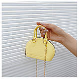 Жіноча маленька сумка 10447 крос-боді на ланцюжку жовта, фото 5