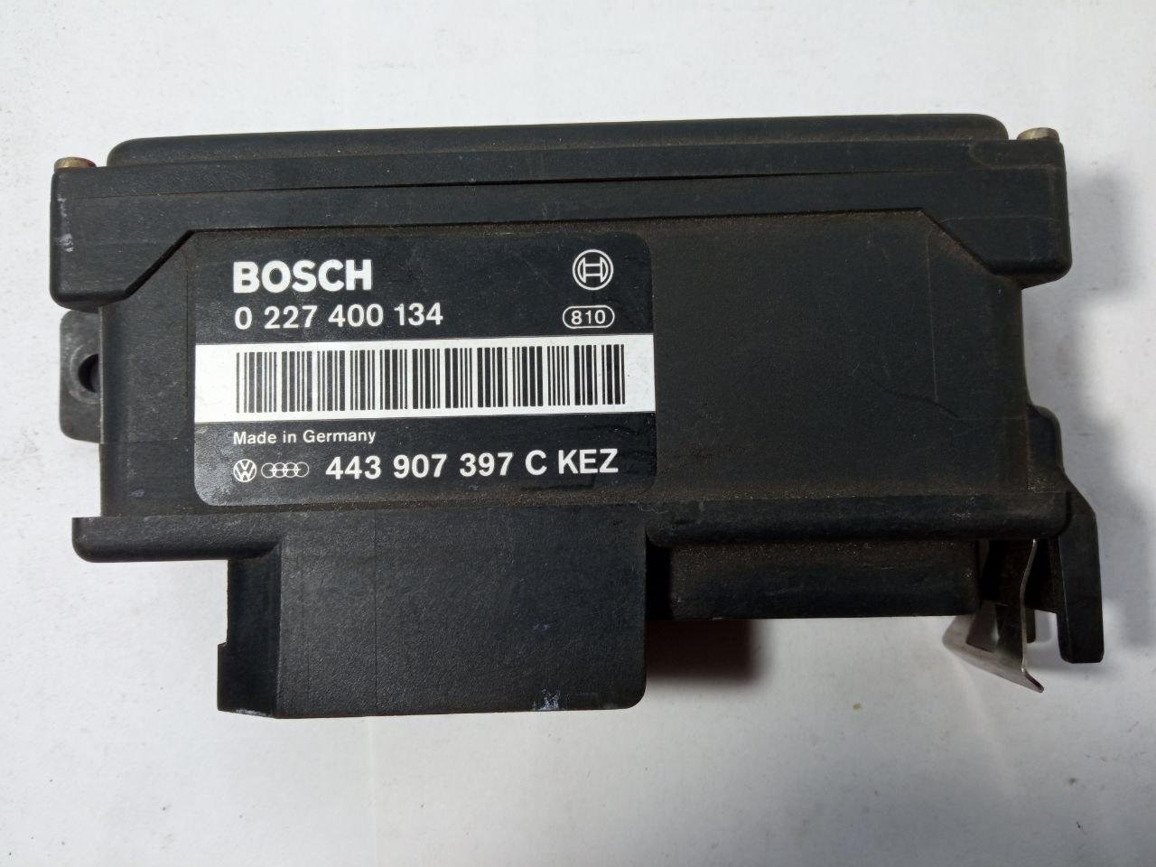 Електронний блок керування Volkswagen / Audi 80 B.3 Bosch 0 227 400 134 / 0227400134 / 443 907 397 C / 443907397C / KEZ